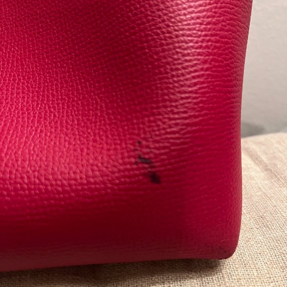 Burberry Leather Tote (Reversible) - Picture 11 of 15